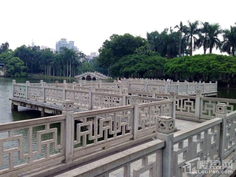 南宁绿地城配套图