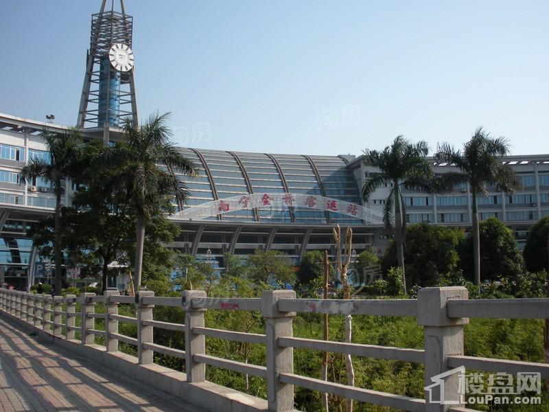 南宁绿地城配套图