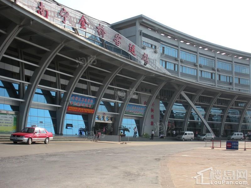 南宁绿地城配套图