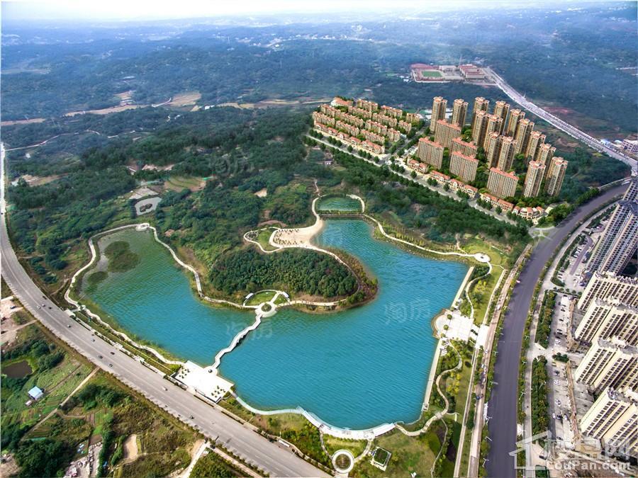 中建亮月湖效果图
