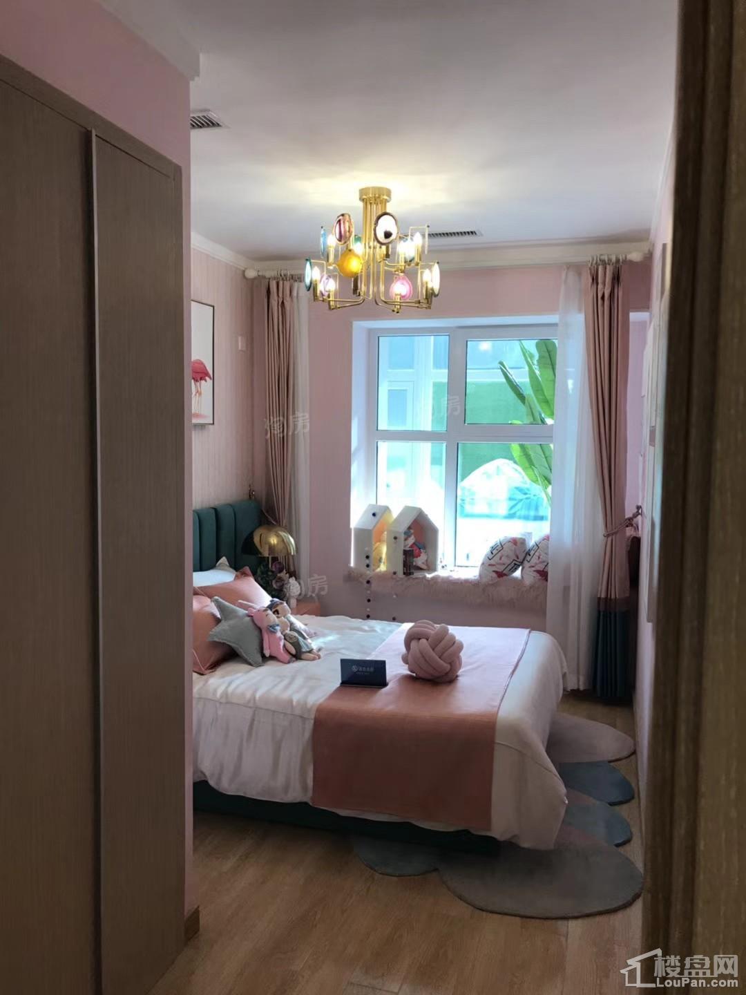 北戴河孔雀城样板间