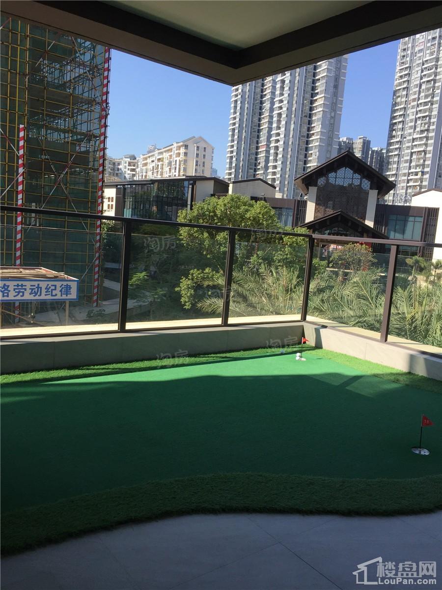 彰泰红样板间