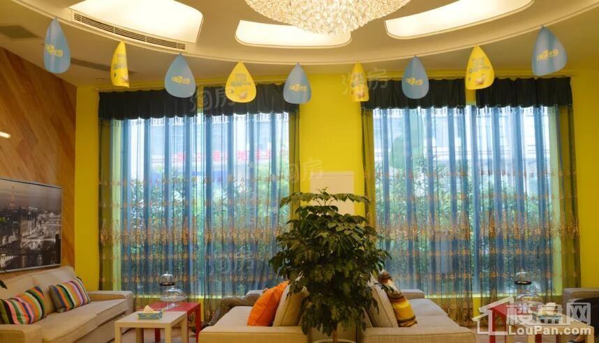 桥达蓝湾半岛实景图