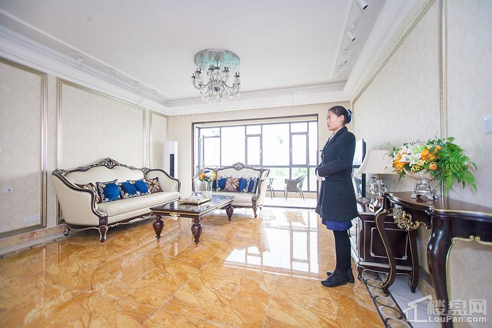 碧桂园·翡翠城样板间