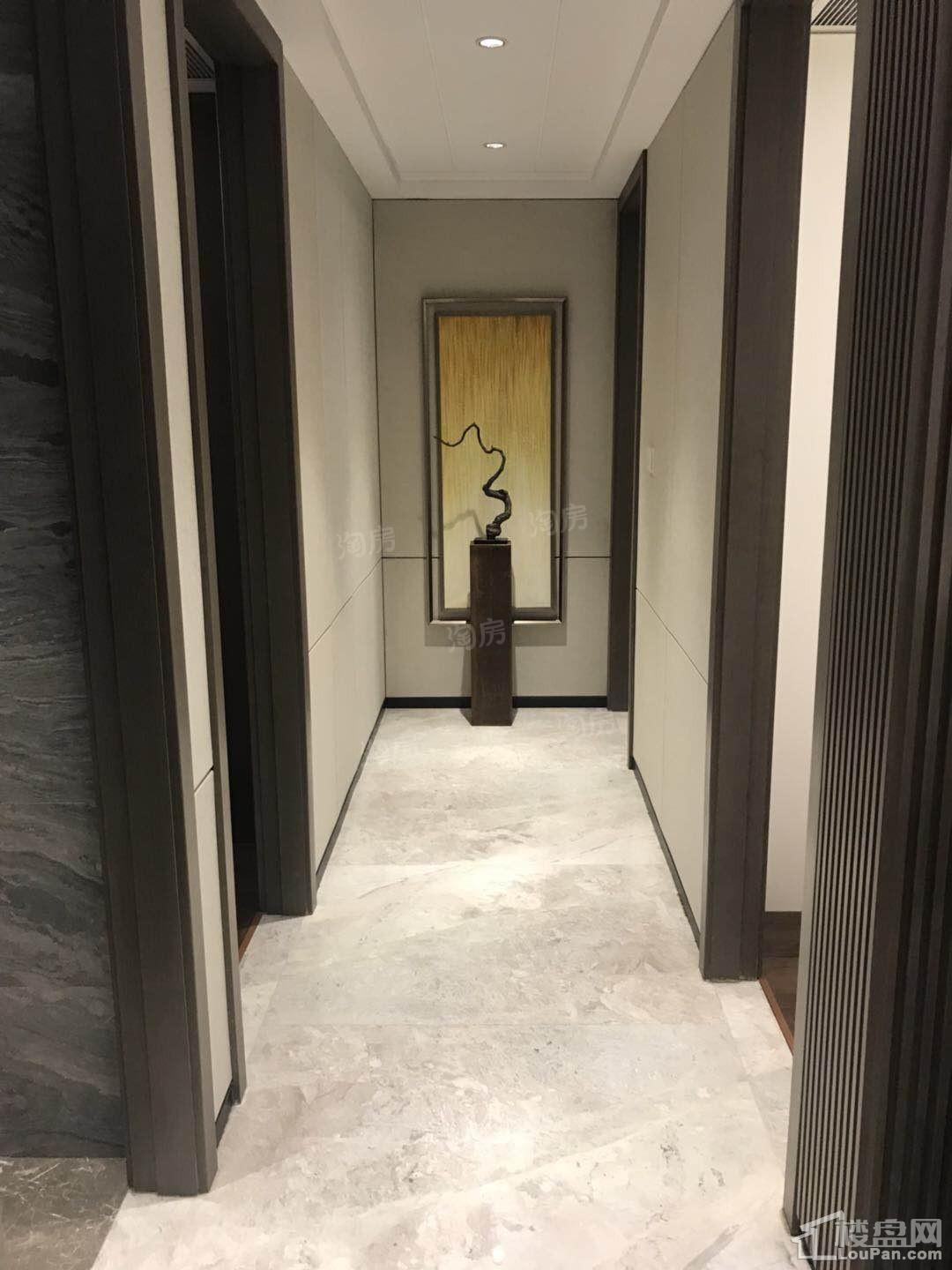 中骏云景台样板间