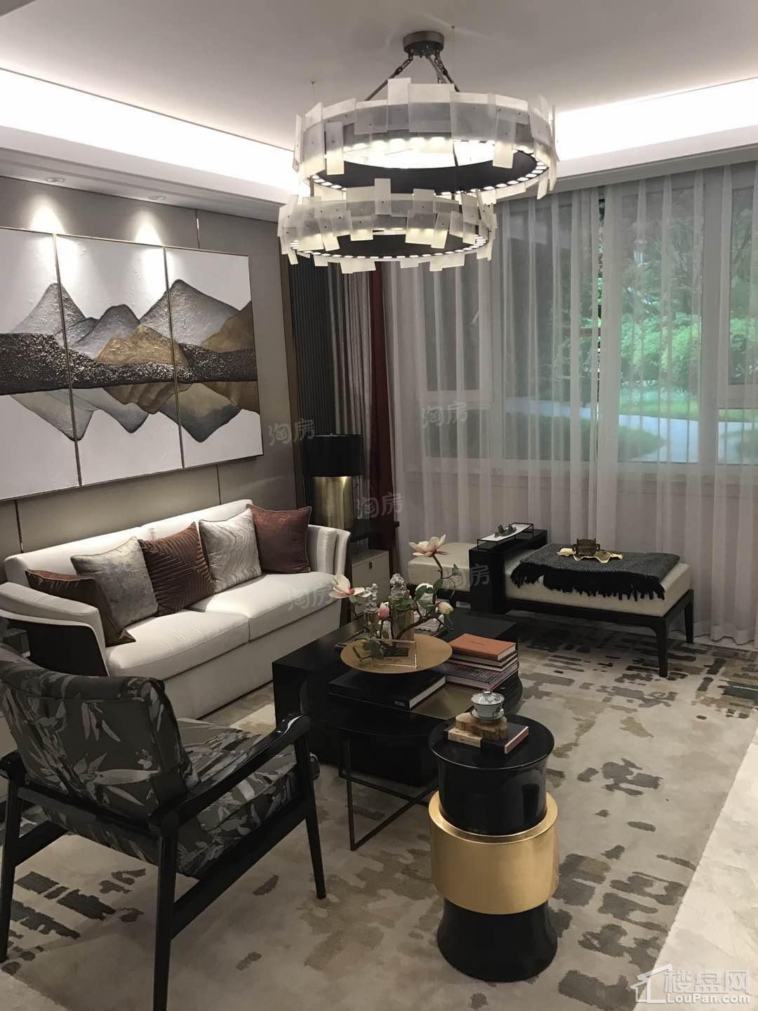 中骏云景台样板间