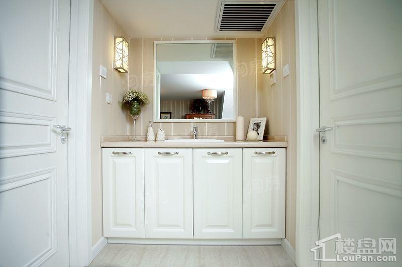 蓝庭广场样板间