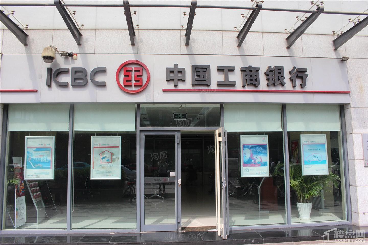 保利罗兰公馆配套图