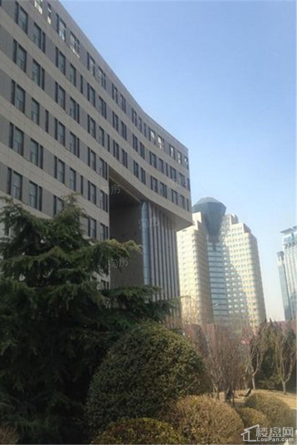 桦科时代广场实景图