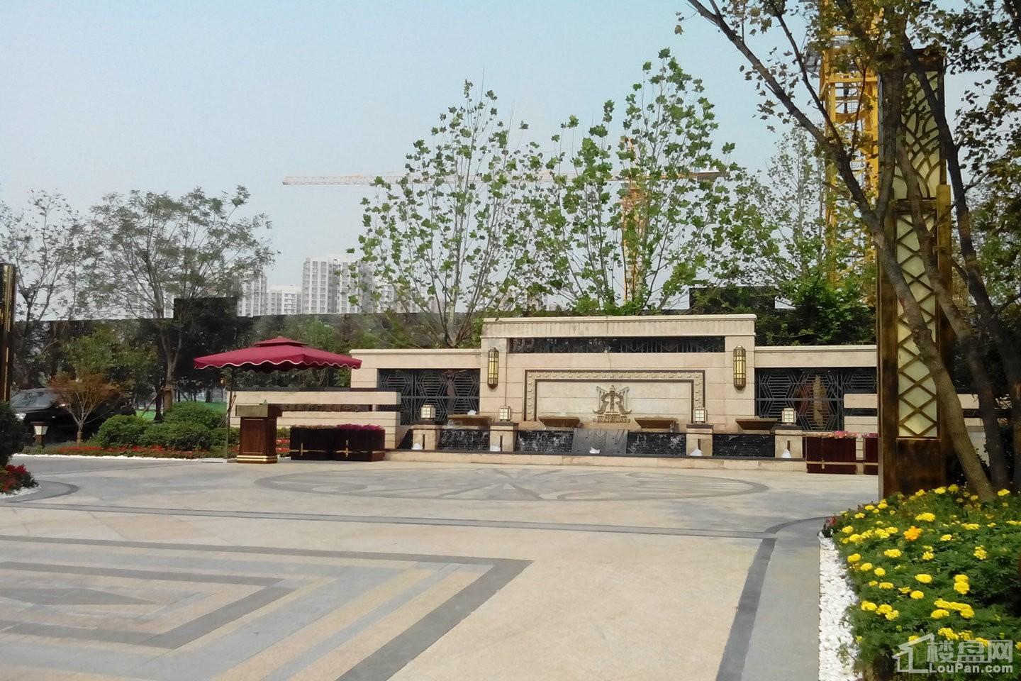 富豪新开门实景图