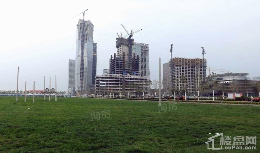 天津汇金中心实景图