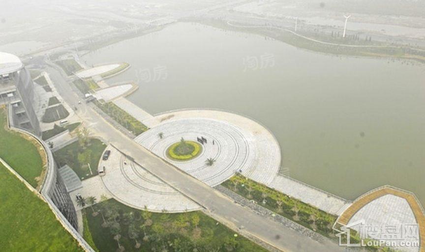 海泰渤龙湖总部经济区配套图