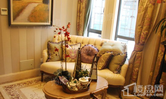 泊湖林奇郡样板间