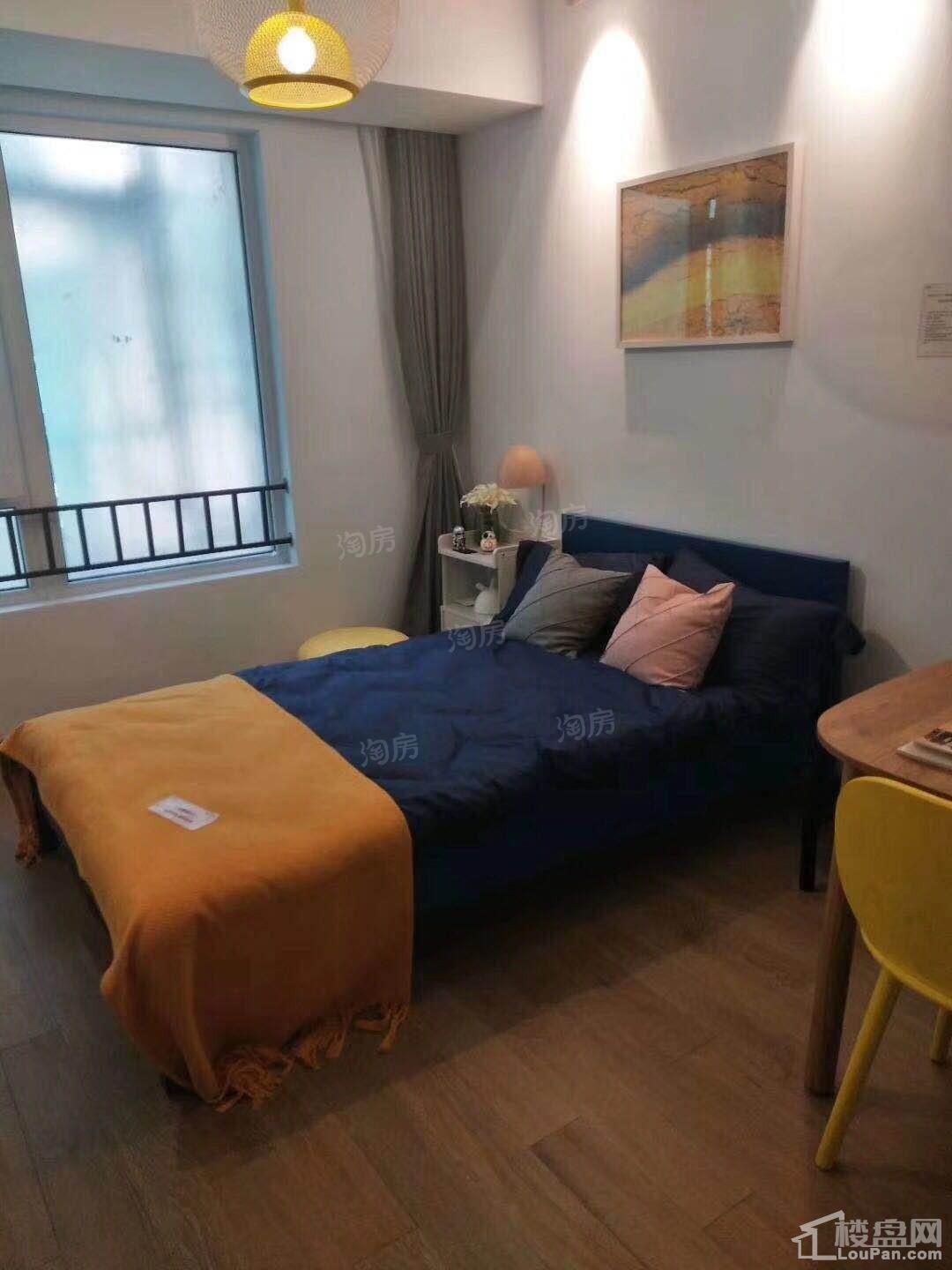 万科城市之光样板间
