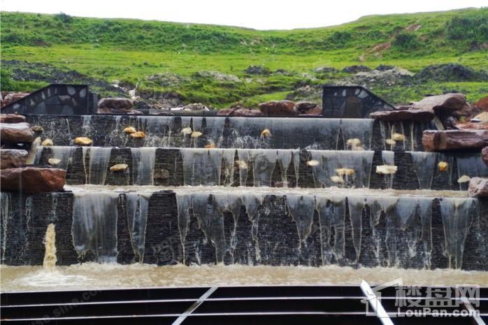 玛御谷温泉小镇实景图