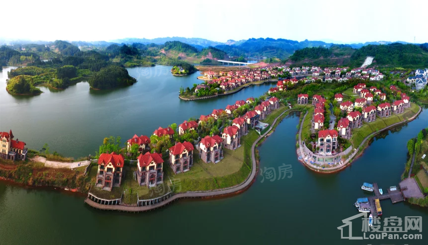 中海黎香湖实景图