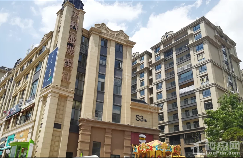 万科翡翠滨江实景图