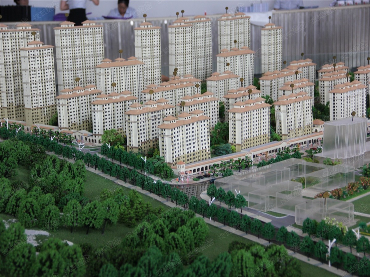 桦林彩雲城实景图