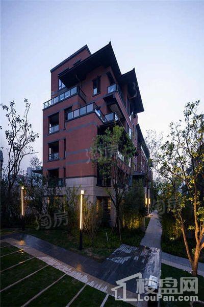万科金色悦城商业金街实景图