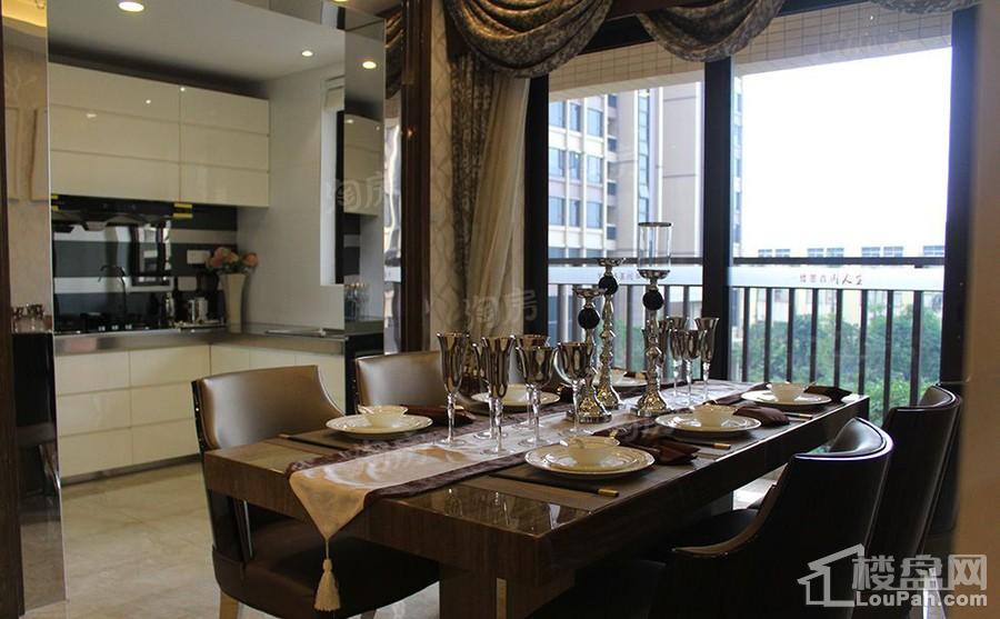 华鸿·珑悦轩样板间