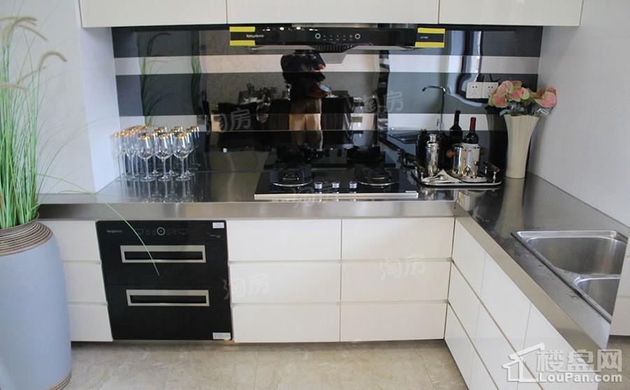 华鸿·珑悦轩样板间