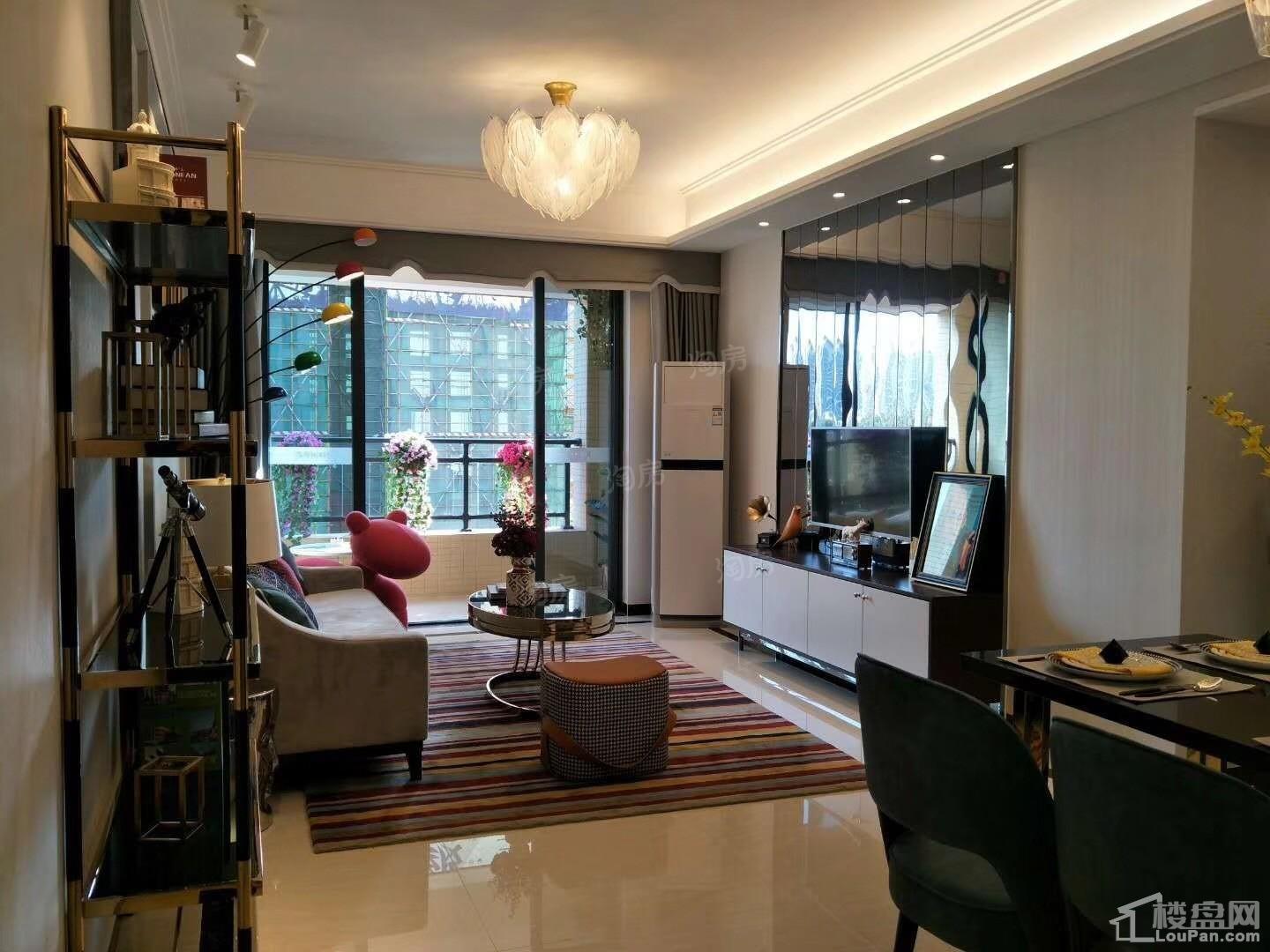 德威花园城样板间