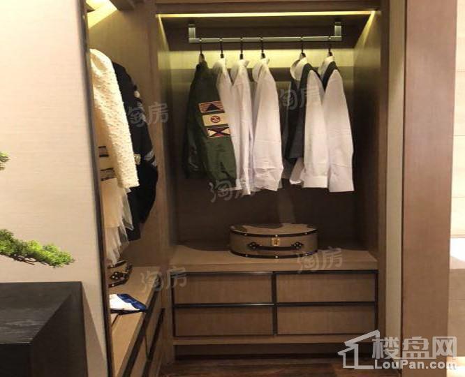 中信泰富锦园样板间