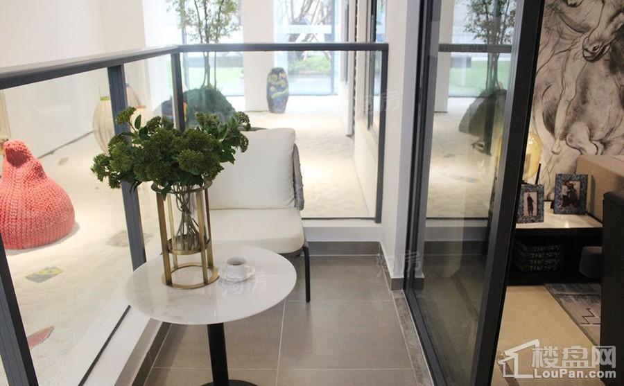 融创月湾首府样板间