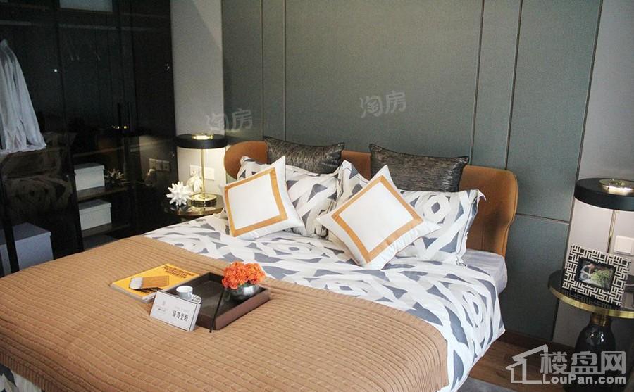 融创月湾首府样板间