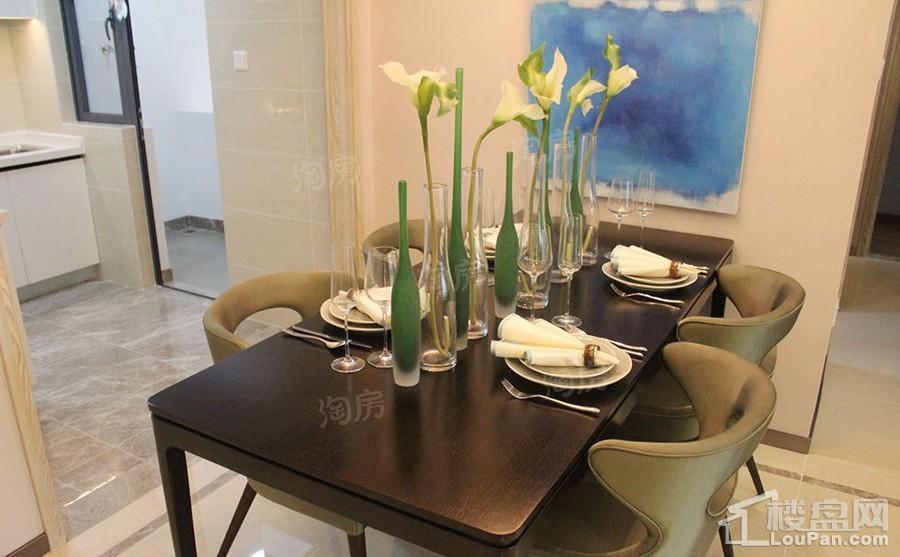 融创月湾首府样板间