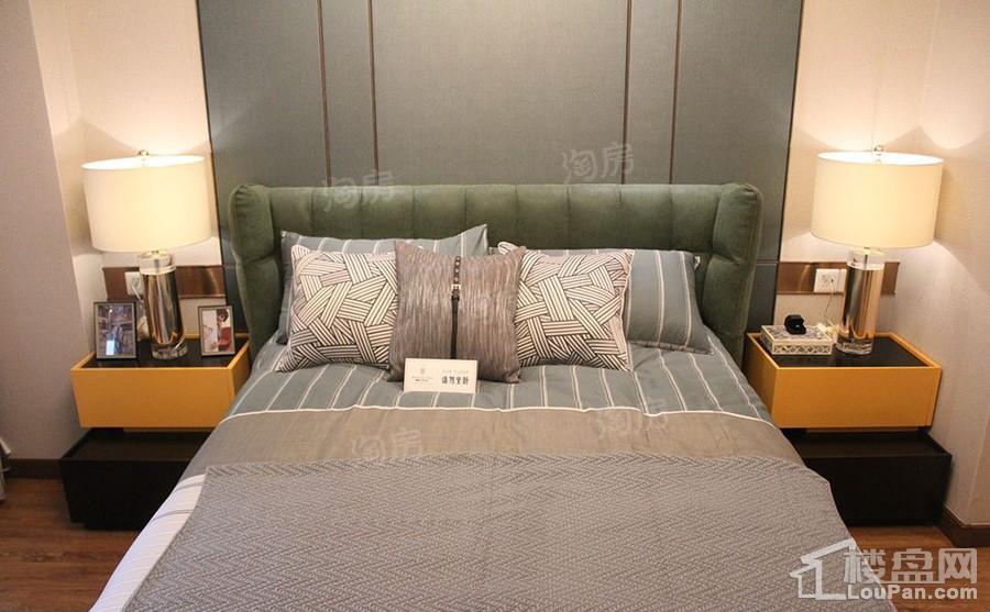 融创月湾首府样板间