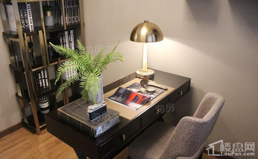 融创月湾首府样板间