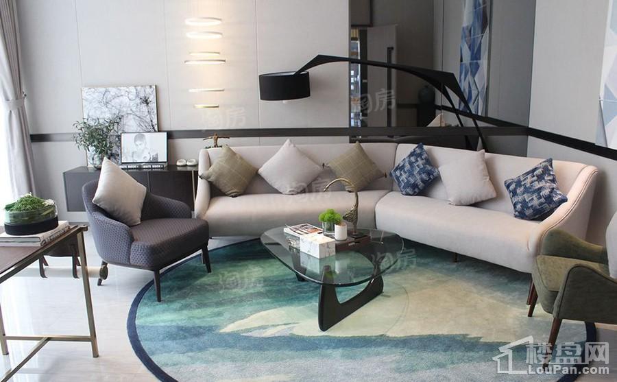 融创月湾首府实景图