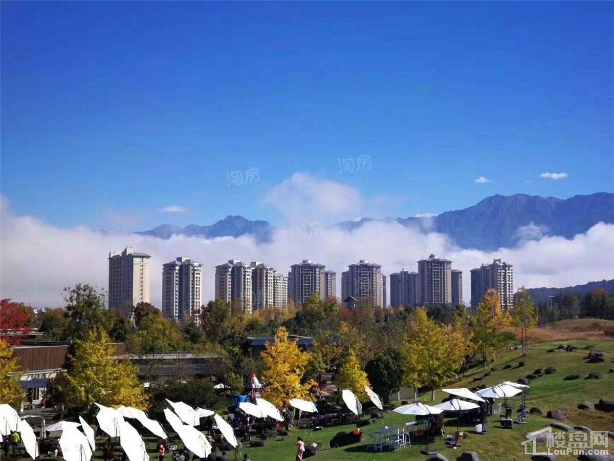 雅居乐云南原乡实景图