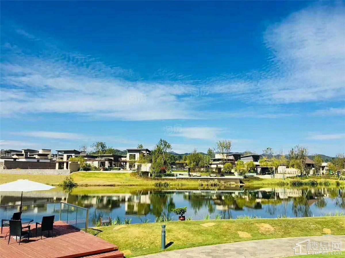 雅居乐云南原乡实景图