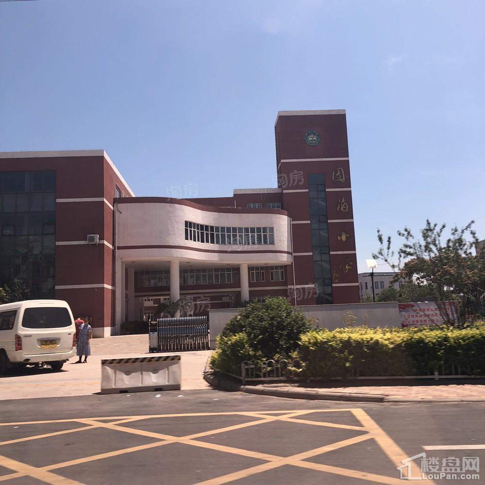 中骏云景台配套图