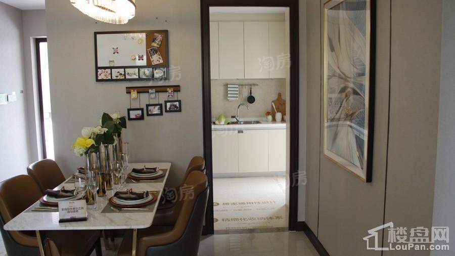 南宁绿地城样板间