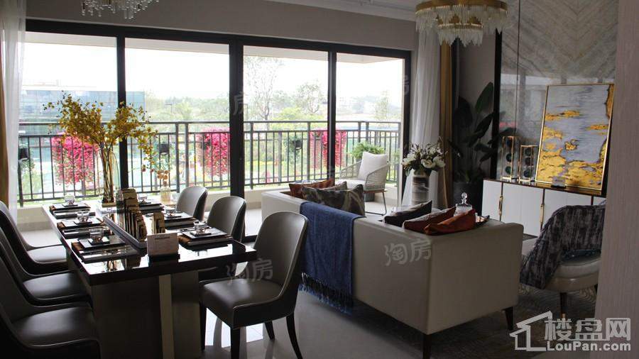 南宁绿地城样板间