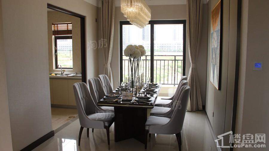 南宁绿地城样板间