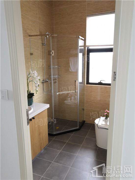 抚仙湖·广龙小镇样板间