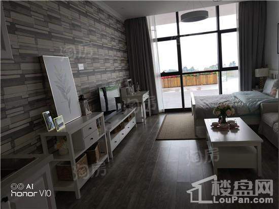 抚仙湖·广龙小镇样板间