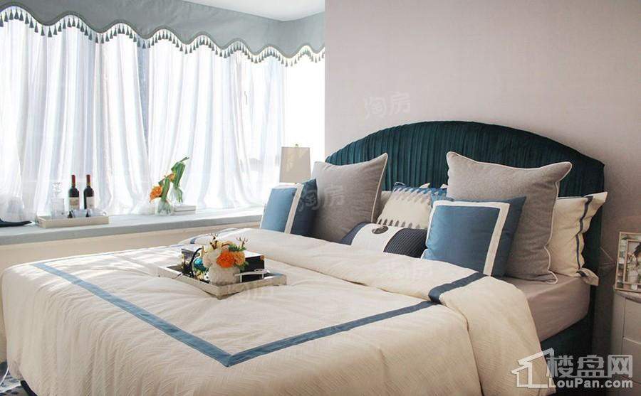 骏瓏盛景样板间