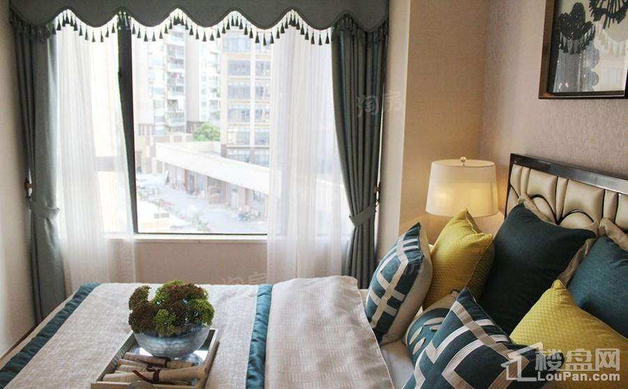 骏瓏盛景样板间