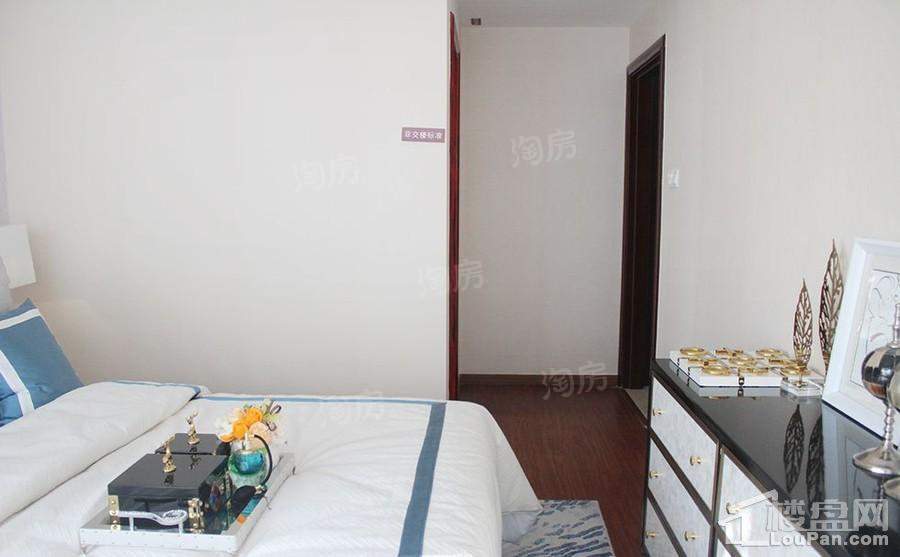 骏瓏盛景样板间