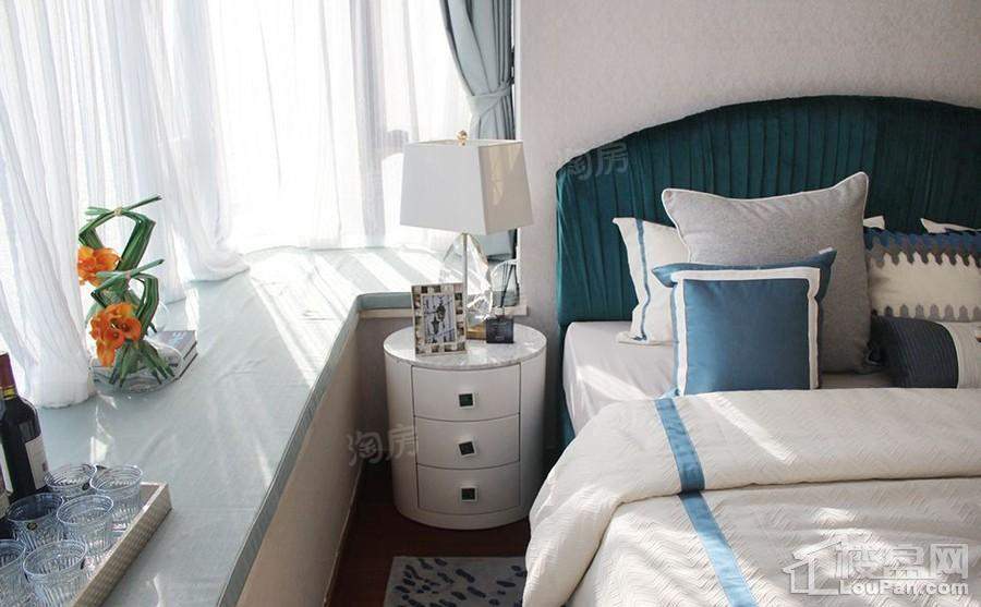 骏瓏盛景样板间