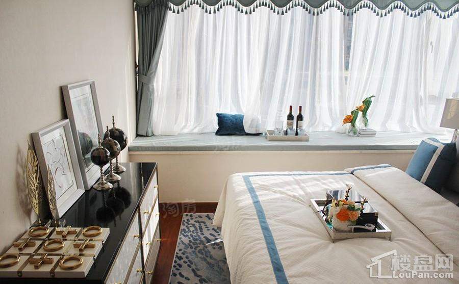 骏瓏盛景样板间