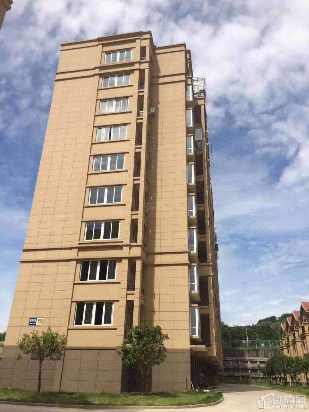 上上城实景图