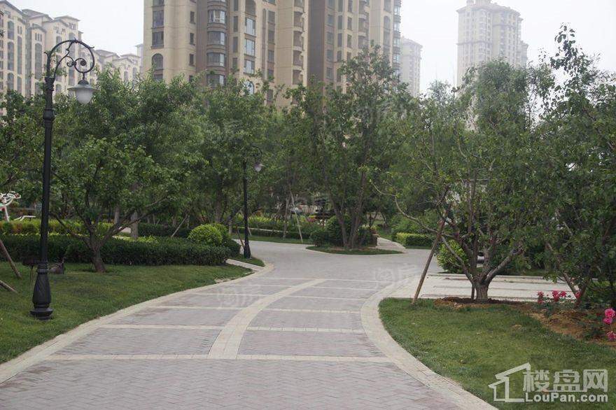 中铁秦皇半岛实景图