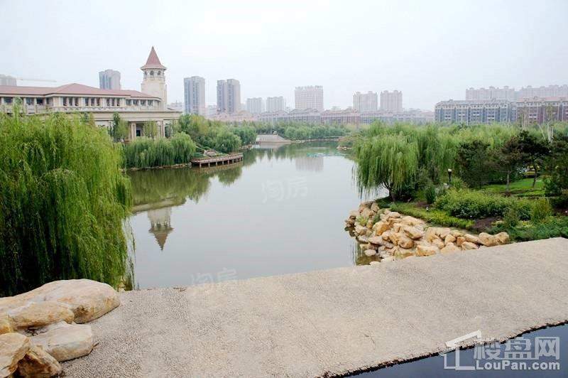 中铁秦皇半岛配套图