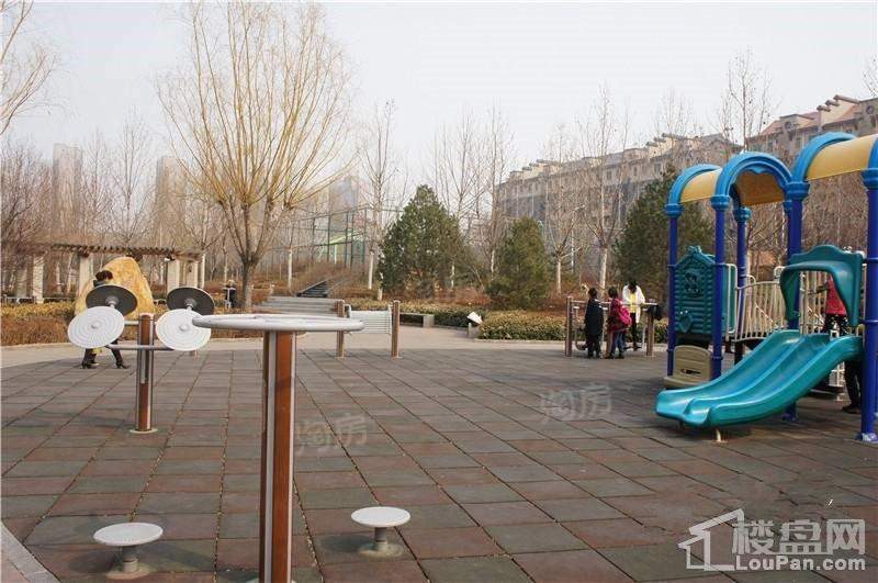 中铁秦皇半岛实景图